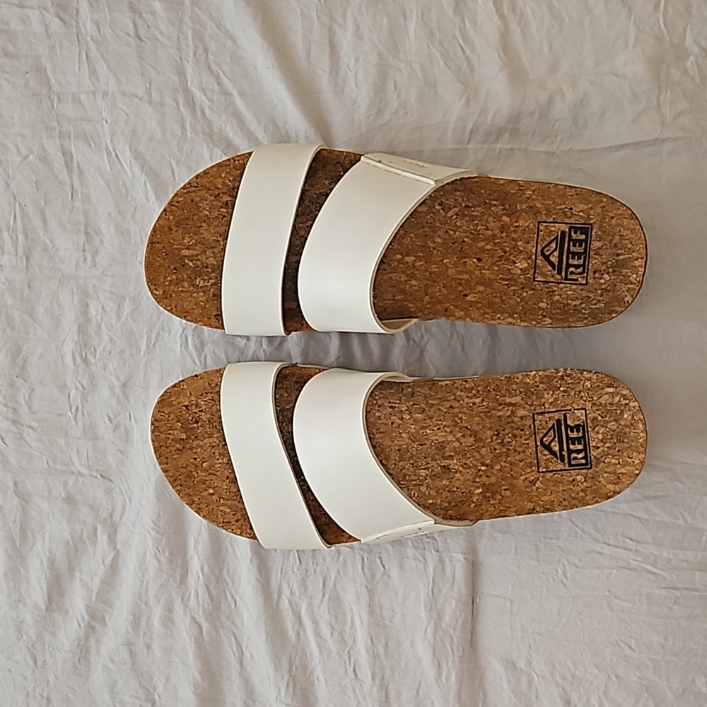 Reef Cushion Vista Hi Womens 6 Platform Slide Sandals White